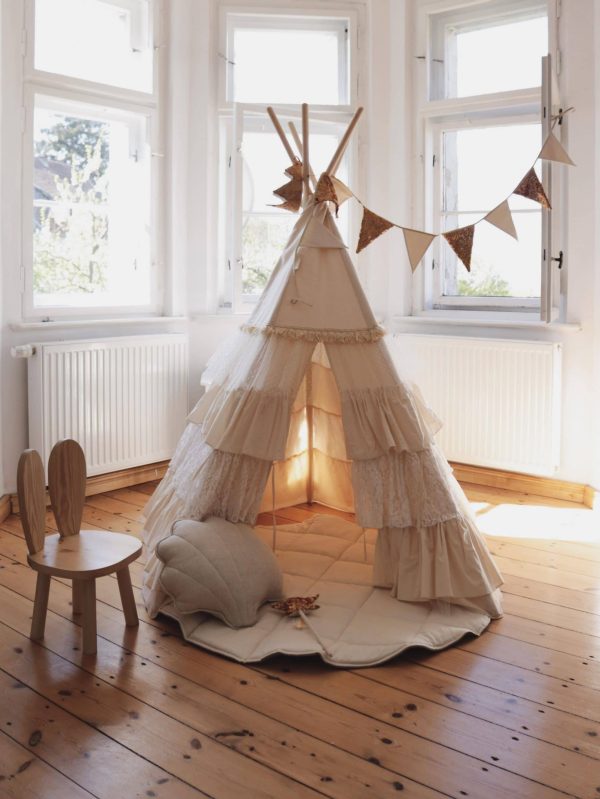 tipi volants et dentelle shabby chic