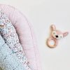 Hochet anneau de dentition Biche en tricot Rose pâle - Jollein
