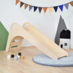 toboggan en bois naturel fichee benlemi 1