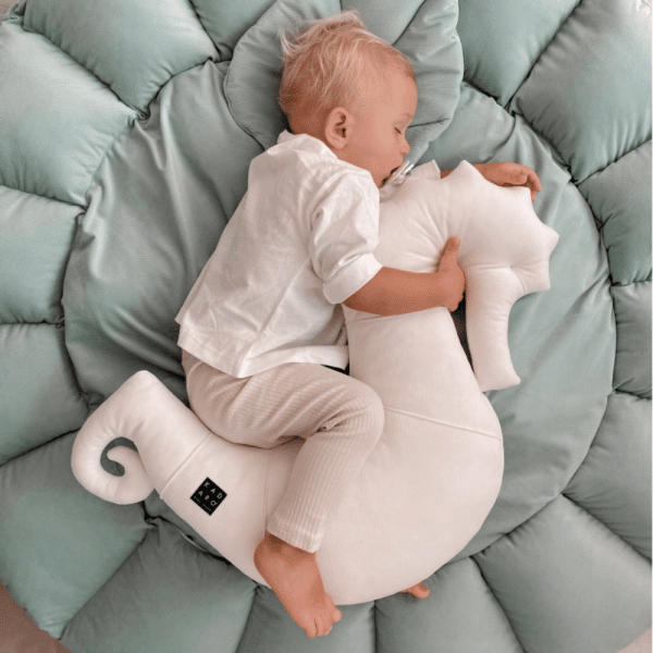 coussin d'allaitement hippocampe nepto Écru1
