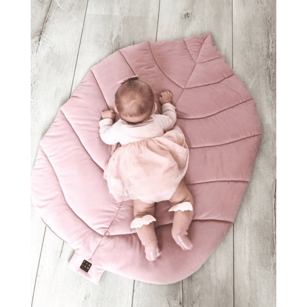 tapis velours feuille rose 2